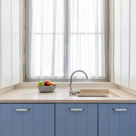 Plum Guide - Stable Doors Apartment *